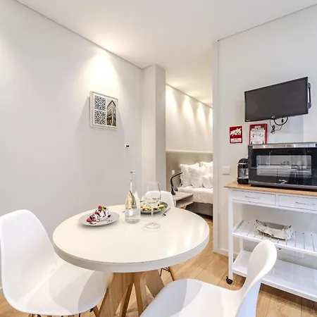 Apartment Se By House And People