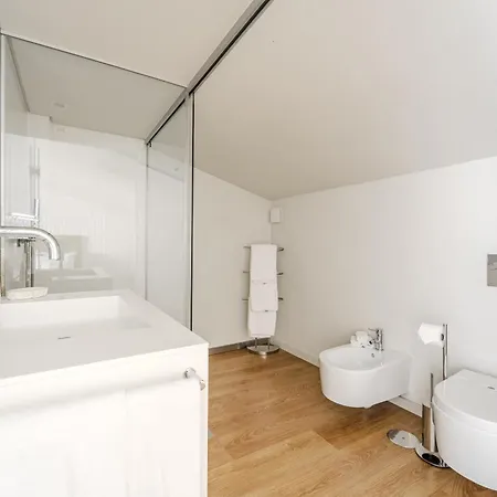 Se By House And People Apartment Braga