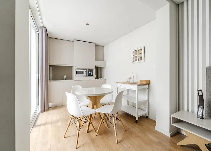 Se By House And People Lägenhet Braga